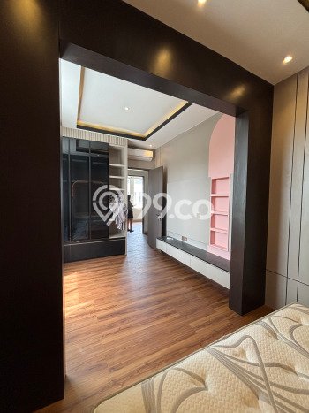 Hunian Mewah LB 173m2 Siap Huni Desain Elegan di Summarecon Serpong, Tangerang Hunian Mewah LB 173m2 Siap Huni Desain Elegan di Summarecon Serpong, Tangerang