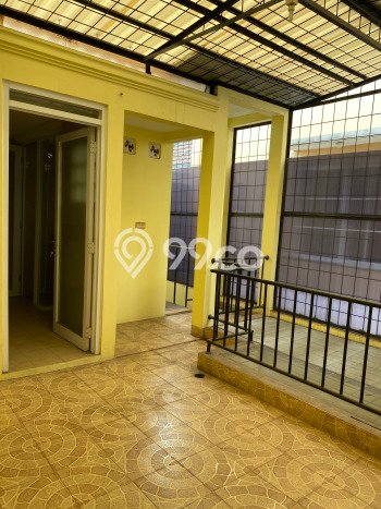 Rumah Mewah Dijual LT 162m2 di BSD, Tangerang Selatan Rumah Mewah Dijual LT 162m2 di BSD, Tangerang Selatan