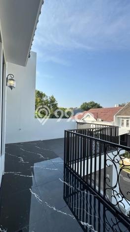 Dijual Hunian Mewah dengan Fasilitas Sekitar Lengkap di BSD, Tangerang Selatan Dijual Hunian Mewah dengan Fasilitas Sekitar Lengkap di BSD, Tangerang Selatan