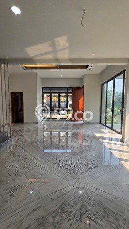 Siap Huni Rumah Mewah 5 Kamar di BSD Dekat ke Mana Pun Siap Huni Rumah Mewah 5 Kamar di BSD Dekat ke Mana Pun