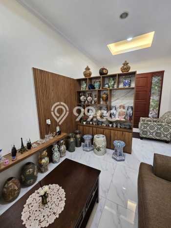 Siap Huni Hunian Elit 3 Kamar di BSD Dekat ke Mana Saja Siap Huni Hunian Elit 3 Kamar di BSD Dekat ke Mana Saja
