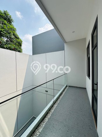 Rumah Mewah LB 720m2 Siap Huni Desain Elegan di Alam Sutera, Tangerang Rumah Mewah LB 720m2 Siap Huni Desain Elegan di Alam Sutera, Tangerang