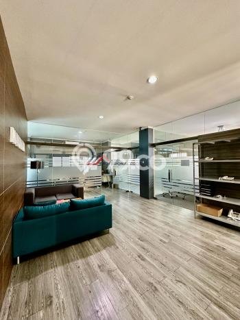 Unit Kantor Dijual di Jakarta Selatan LT 475m2 & LB 1110m2 Unit Kantor Dijual di Jakarta Selatan LT 475m2 & LB 1110m2
