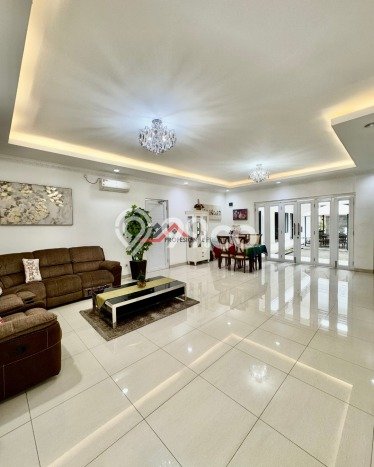 Hunian Mewah LB 600m2 Siap Pakai Desain Elegan di Jati Padang, Jakarta Selatan Hunian Mewah LB 600m2 Siap Pakai Desain Elegan di Jati Padang, Jakarta Selatan