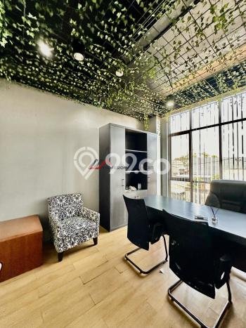 Unit Kantor Dijual di Jakarta Selatan LT 475m2 & LB 1110m2 Unit Kantor Dijual di Jakarta Selatan LT 475m2 & LB 1110m2