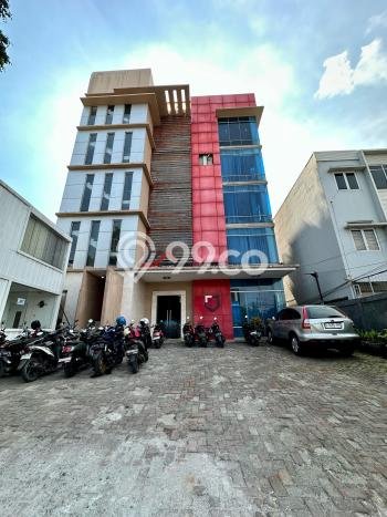 Unit Kantor Dijual di Jakarta Selatan LT 475m2 & LB 1110m2 Unit Kantor Dijual di Jakarta Selatan LT 475m2 & LB 1110m2