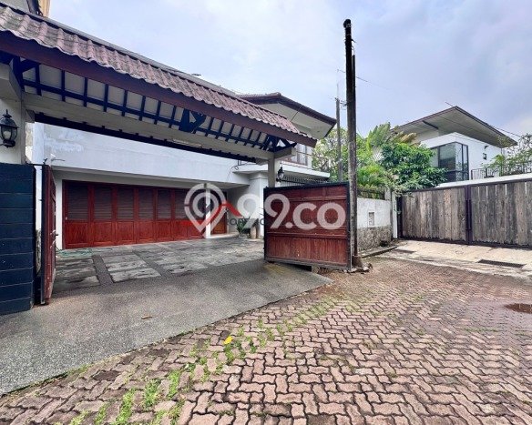 Hunian Super Mewah dengan Akses Paling Strategis di Kemang, Jakarta Selatan Hunian Super Mewah dengan Akses Paling Strategis di Kemang, Jakarta Selatan