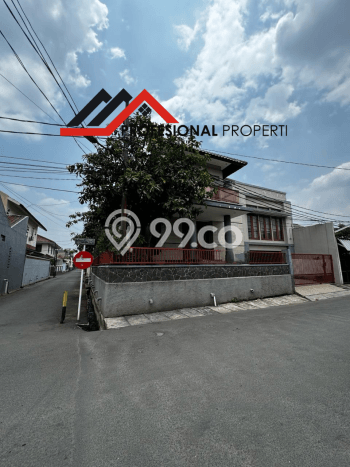 Dijual Rumah Premium dengan Fasilitas Sekitar Komplit di Ciputat, Tangerang Selatan Dijual Rumah Premium dengan Fasilitas Sekitar Komplit di Ciputat, Tangerang Selatan