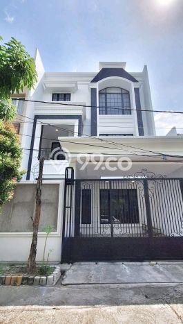 Rumah Elit LB 600m2 Siap Huni Desain Elegan di Sunter, Jakarta Utara Rumah Elit LB 600m2 Siap Huni Desain Elegan di Sunter, Jakarta Utara