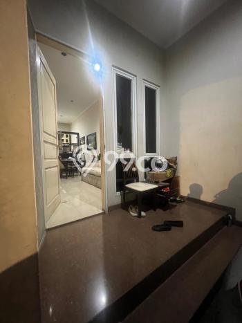 Rumah Modern Minimalis 5 Kamar Siap Huni di Kelapa Gading Rumah Modern Minimalis 5 Kamar Siap Huni di Kelapa Gading