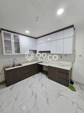 LOKASI PREMIUM! Rumah di Sunter, 2 KM, Area Tenang, Luas 90m² Bangunan 150m² LOKASI PREMIUM! Rumah di Sunter, 2 KM, Area Tenang, Luas 90m² Bangunan 150m²