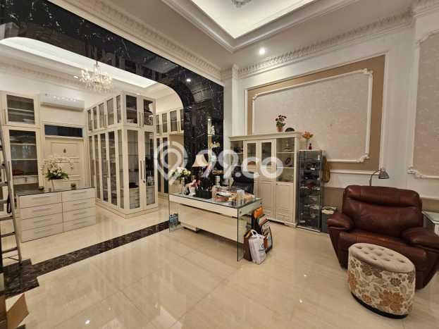Dijual Rumah Mewah Megah Dengan View Eksklusif di Sunter, Jakarta Utara Dijual Rumah Mewah Megah Dengan View Eksklusif di Sunter, Jakarta Utara