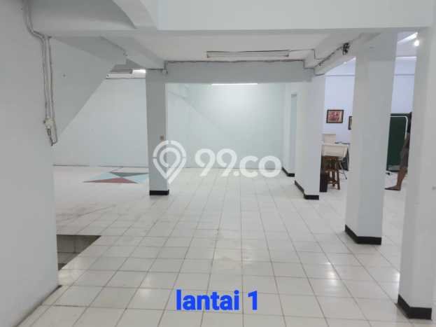 Dijual Rumah Luas Elegan Dengan View Cantik di Sunter, Jakarta Utara Dijual Rumah Luas Elegan Dengan View Cantik di Sunter, Jakarta Utara