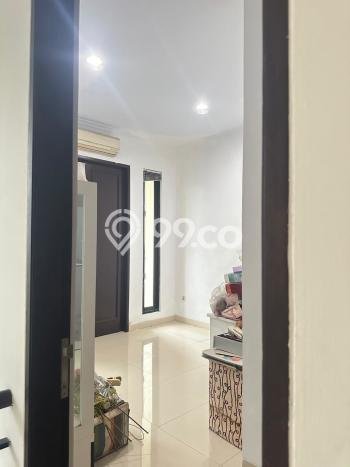 Hunian Mewah LB 450m2 Siap Huni Desain Elegan di Sunter, Jakarta Utara Hunian Mewah LB 450m2 Siap Huni Desain Elegan di Sunter, Jakarta Utara
