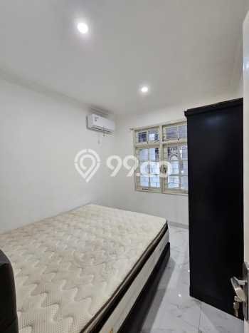 LOKASI PREMIUM! Rumah di Sunter, 2 KM, Area Tenang, Luas 90m² Bangunan 150m² LOKASI PREMIUM! Rumah di Sunter, 2 KM, Area Tenang, Luas 90m² Bangunan 150m²
