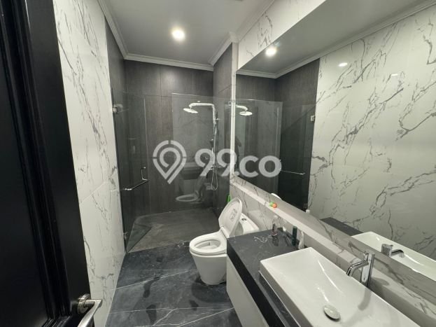 Dijual Rumah Luas Elegan Dengan View Eksklusif di Gading Serpong, Tangerang Dijual Rumah Luas Elegan Dengan View Eksklusif di Gading Serpong, Tangerang