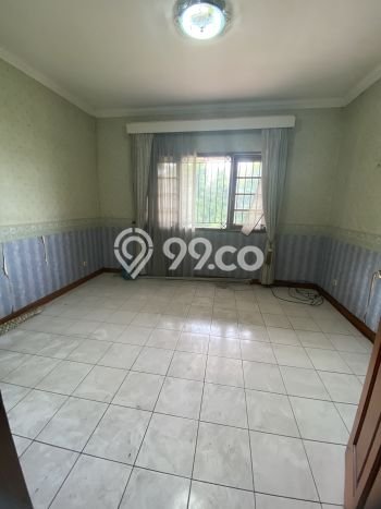 Rumah Elit Modern Siap Huni di Mutiara Kedoya Jakarta Barat Rumah Elit Modern Siap Huni di Mutiara Kedoya Jakarta Barat