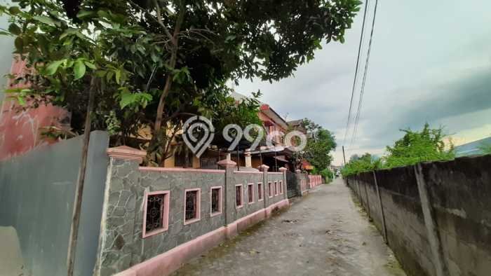 Rumah Luxury Modern Tanpa Renovasi di Sleman Yogyakarta Rumah Luxury Modern Tanpa Renovasi di Sleman Yogyakarta