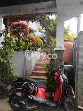 For Sale Rumah 4 Kamar Lokasi Strategis Bagus dan Strategis di Malalayang For Sale Rumah 4 Kamar Lokasi Strategis Bagus dan Strategis di Malalayang