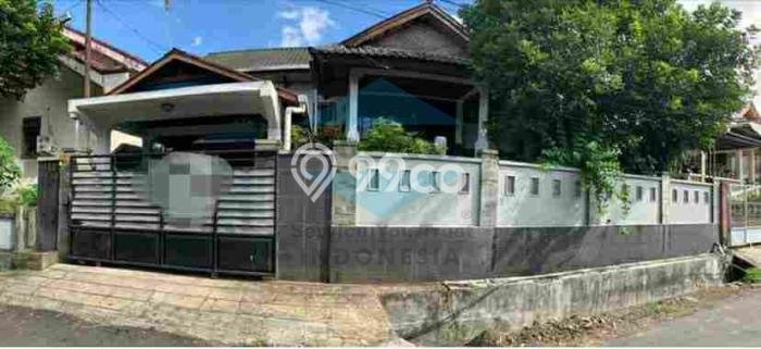 For Sale Rumah 4 Kamar Lokasi Strategis Bagus dan Strategis di Malalayang For Sale Rumah 4 Kamar Lokasi Strategis Bagus dan Strategis di Malalayang