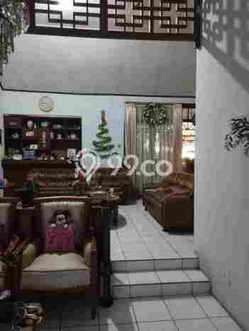 For Sale Rumah 4 Kamar Lokasi Strategis Bagus dan Strategis di Malalayang For Sale Rumah 4 Kamar Lokasi Strategis Bagus dan Strategis di Malalayang