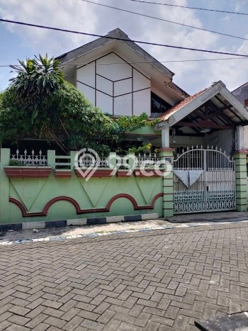 For Sale Rumah 4 Kamar Lokasi Ideal Bagus dan Strategis di Sidoarjo For Sale Rumah 4 Kamar Lokasi Ideal Bagus dan Strategis di Sidoarjo