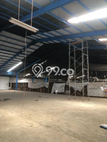 Gudang untuk disewa di Andir punya LT 3000m2 & LB 2950m2 harga sewa kompetitif Gudang untuk disewa di Andir punya LT 3000m2 & LB 2950m2 harga sewa kompetitif