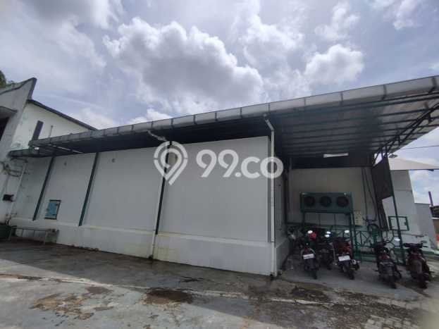 LOKASI PREMIUM! Gudang Kawasan Biring Kanaya, Luas 4520m², Mainroad, Kawasan Komersial LOKASI PREMIUM! Gudang Kawasan Biring Kanaya, Luas 4520m², Mainroad, Kawasan Komersial
