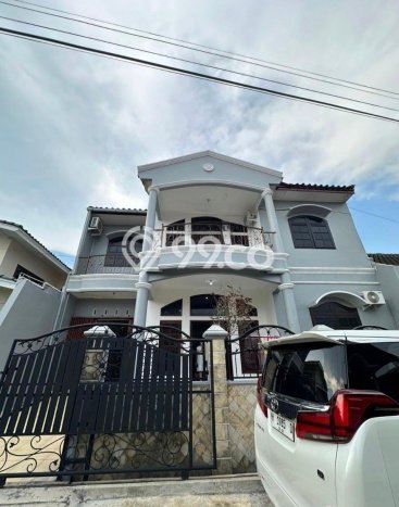 Dijual Rumah Premium dengan Fasilitas Sekitar Komplit di Pedurungan, Semarang Dijual Rumah Premium dengan Fasilitas Sekitar Komplit di Pedurungan, Semarang