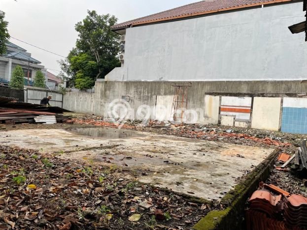 Dijual Tanah di Jakarta Timur, Luas 425m2 SHM Dijual Tanah di Jakarta Timur, Luas 425m2 SHM