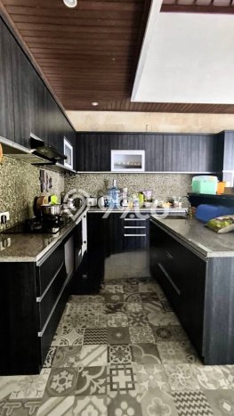 Rumah Mewah LB 700m2 Siap Huni Desain Elegan di Pecatu, Badung Rumah Mewah LB 700m2 Siap Huni Desain Elegan di Pecatu, Badung