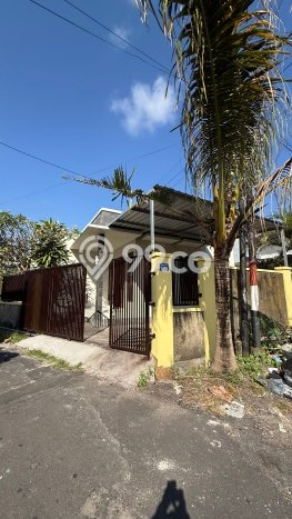 HUNIAN BERKELAS! Rumah Premium Benoa, Badung, LT 103m² Luas Bangunan 70m² HUNIAN BERKELAS! Rumah Premium Benoa, Badung, LT 103m² Luas Bangunan 70m²