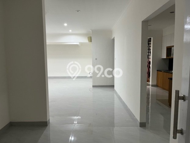 Lokasi strategis! Rumah siap pakai disewakan di Kelapa Gading LB 200m2 Lokasi strategis! Rumah siap pakai disewakan di Kelapa Gading LB 200m2