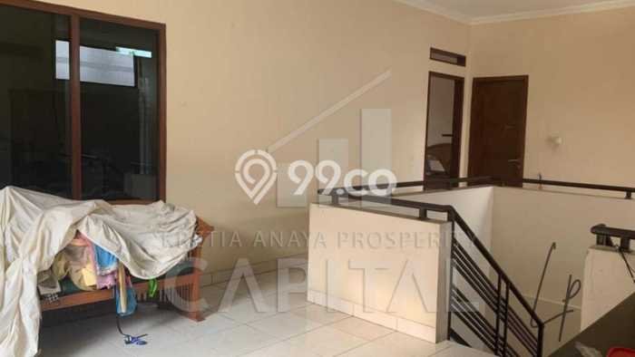 Rumah Modern 4 Kamar LT 180m2 di Turangga Rumah Modern 4 Kamar LT 180m2 di Turangga