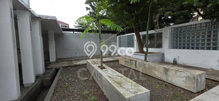 Unit Komersial Tersedia di Bandung Kota Spesifikasi LB 300m2 Unit Komersial Tersedia di Bandung Kota Spesifikasi LB 300m2