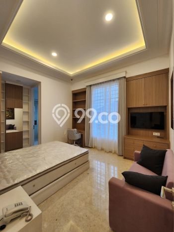 Ready to Use! Luxury House LT 517m2 Desain Elegan di Kemang Ready to Use! Luxury House LT 517m2 Desain Elegan di Kemang