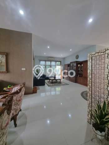 Dijual Rumah Mewah Megah Dengan View Eksklusif di Warung Buncit, Jakarta Selatan Dijual Rumah Mewah Megah Dengan View Eksklusif di Warung Buncit, Jakarta Selatan