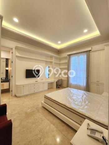 Ready to Use! Luxury House LT 517m2 Desain Elegan di Kemang Ready to Use! Luxury House LT 517m2 Desain Elegan di Kemang