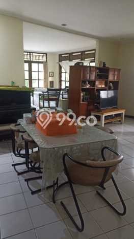 Ready to Use! Luxury House LT 366m2 Desain Elegan di Bintaro Ready to Use! Luxury House LT 366m2 Desain Elegan di Bintaro