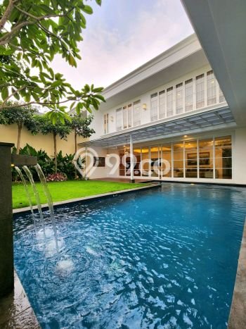 Ready to Use! Luxury House LT 517m2 Desain Elegan di Kemang Ready to Use! Luxury House LT 517m2 Desain Elegan di Kemang