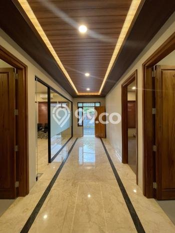 Hot Offer Hunian Mewah Ideal dan Luas di Kebayoran Baru, Jakarta Selatan Hot Offer Hunian Mewah Ideal dan Luas di Kebayoran Baru, Jakarta Selatan