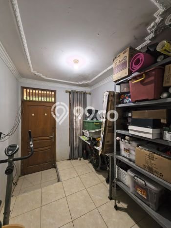 Jual Rumah Eksklusif 3 KT di Pejaten Timur, Jakarta Selatan Jual Rumah Eksklusif 3 KT di Pejaten Timur, Jakarta Selatan