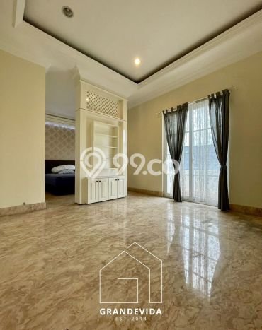 Rumah Elit LB 360m2 Siap Pakai Desain Elegan di Pondok Indah, Jakarta Selatan Rumah Elit LB 360m2 Siap Pakai Desain Elegan di Pondok Indah, Jakarta Selatan