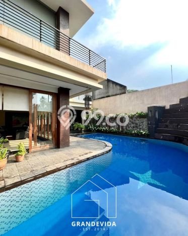 Dijual Rumah Mewah Elegan Dengan View Eksklusif di Pondok Indah, Jakarta Selatan Dijual Rumah Mewah Elegan Dengan View Eksklusif di Pondok Indah, Jakarta Selatan