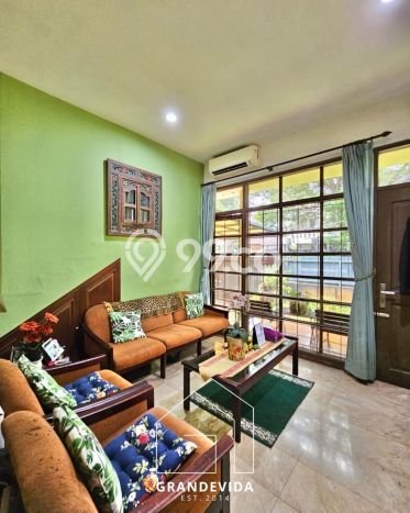 Rumah Luxury Modern Siap Huni di Pondok Indah Jakarta Selatan Rumah Luxury Modern Siap Huni di Pondok Indah Jakarta Selatan