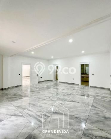 Hunian Mewah LB 1000m2 Siap Pakai Desain Elegan di Pondok Indah, Jakarta Selatan Hunian Mewah LB 1000m2 Siap Pakai Desain Elegan di Pondok Indah, Jakarta Selatan