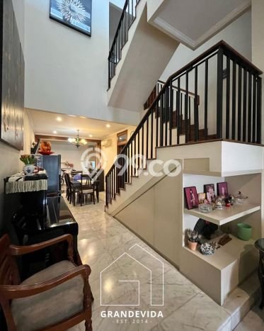 Rumah Luxury Modern Siap Huni di Pondok Indah Jakarta Selatan Rumah Luxury Modern Siap Huni di Pondok Indah Jakarta Selatan