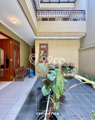 Rumah Elit Modern Siap Huni di Pondok Indah Jakarta Selatan Rumah Elit Modern Siap Huni di Pondok Indah Jakarta Selatan
