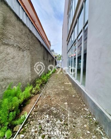 Untuk Dijual Kantor di Menteng Jakarta Pusat LT 1067m2 / LB 3000m2 Untuk Dijual Kantor di Menteng Jakarta Pusat LT 1067m2 / LB 3000m2