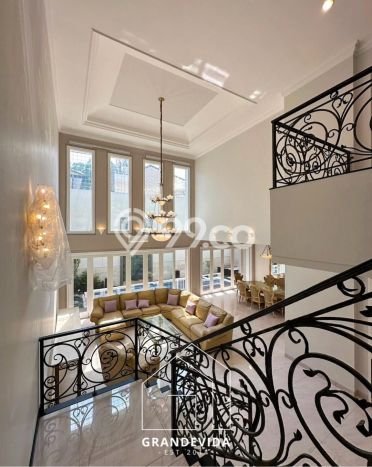 Hunian Elit LB 425m2 Siap Pakai Desain Elegan di Pondok Indah, Jakarta Selatan Hunian Elit LB 425m2 Siap Pakai Desain Elegan di Pondok Indah, Jakarta Selatan